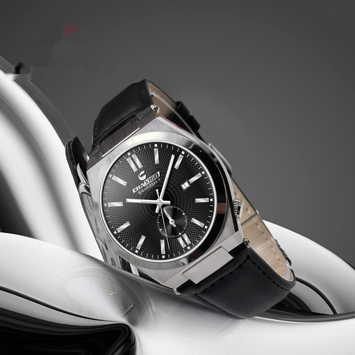 Men's Luminous Quartz Watch with Date – Leather Strap