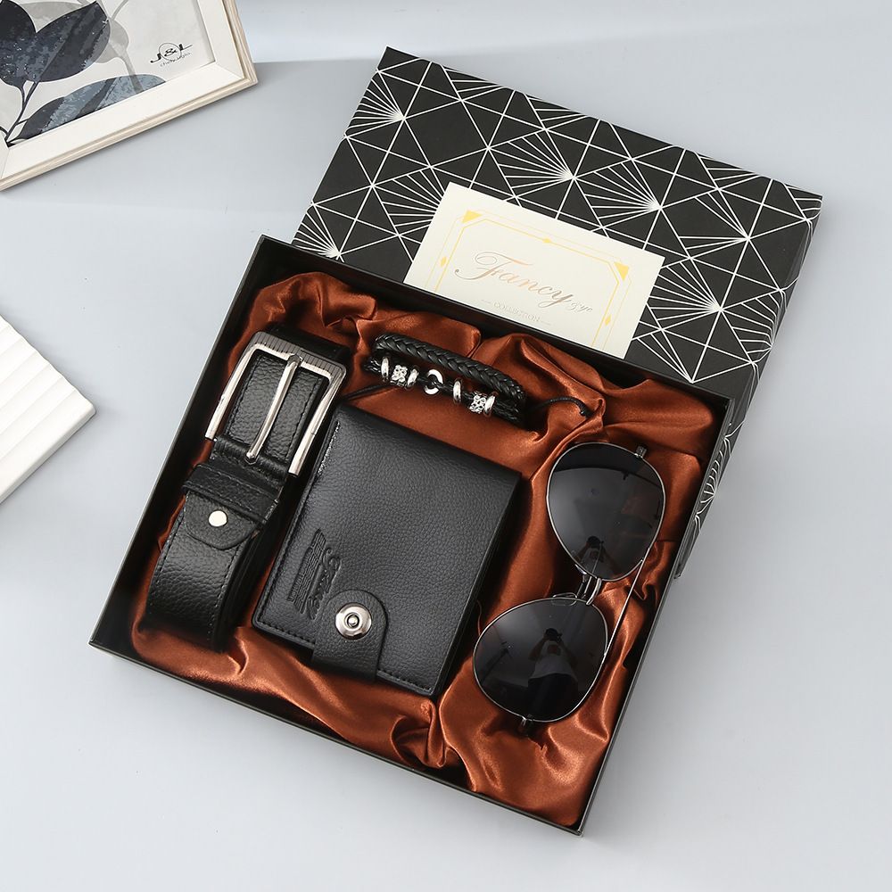 Men's 4-piece accessories gift set in black